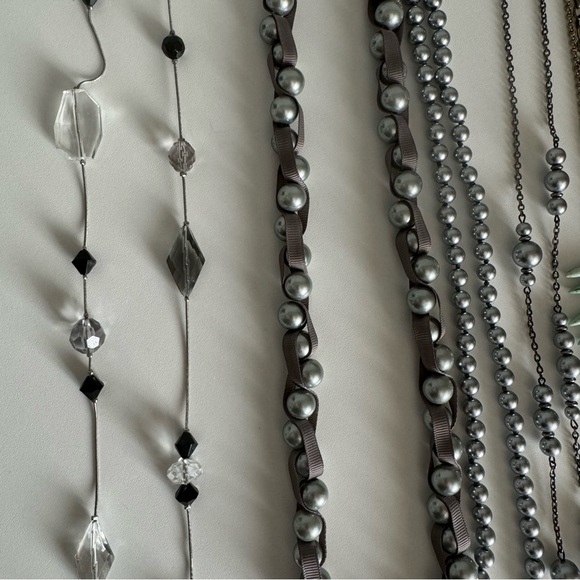 Large Lot of Gossip Girl Y2K Style Necklaces Earrings Brooch Statement Bib Pearl - Picture 7 of 7